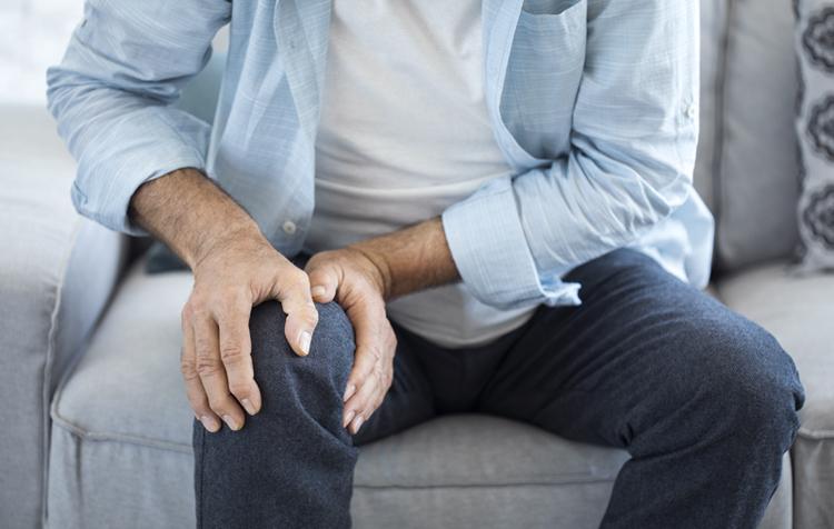 パチスロメイドインアビス痛み