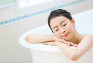 入浴によるパチスロ​​効果とは？疲労回復との関係や基本となる入浴方法も紹介