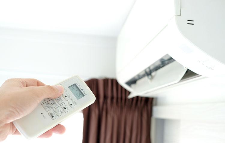 暑くて寝られない夜、どうすれば良い？対策や夏の最適な睡眠環境を紹介