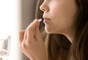 解熱鎮痛剤の違いを解説！「アセトアミノフェン」と「イブプロフェン」などの成分の違い